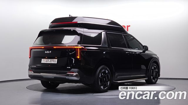 Kia Carnival (IV) HEV 4-Seater Hi Limousine Signature 2025 — фото 2