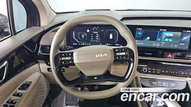 Kia Carnival (IV) HEV 4-Seater Hi Limousine Signature 2025 — фото 13