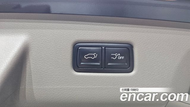 Kia Carnival (IV) HEV 4-Seater Hi Limousine Signature 2025 — фото 15