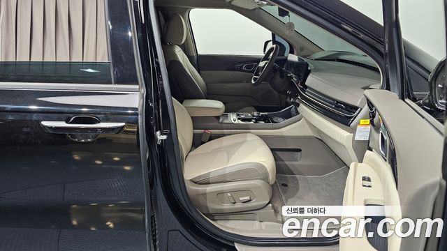Kia Carnival (IV) HEV 4-Seater Hi Limousine Signature 2025 — фото 26
