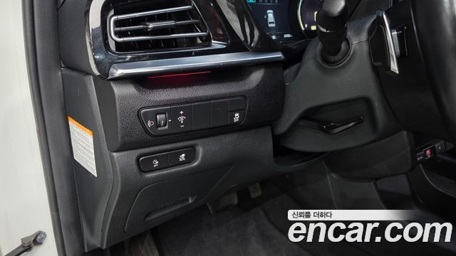 Kia Niro Plus Air 2024 — фото 20