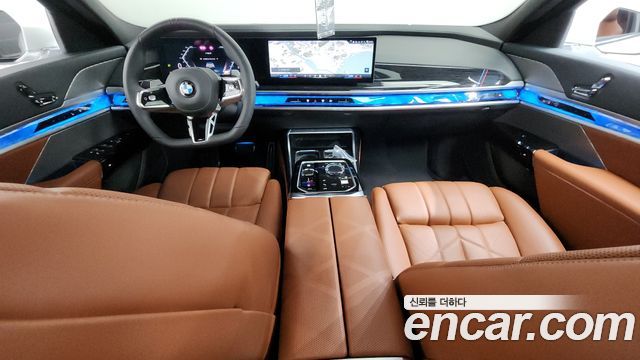 BMW 7 Series (G70) 740i xDrive M Sport 2025 — фото 7