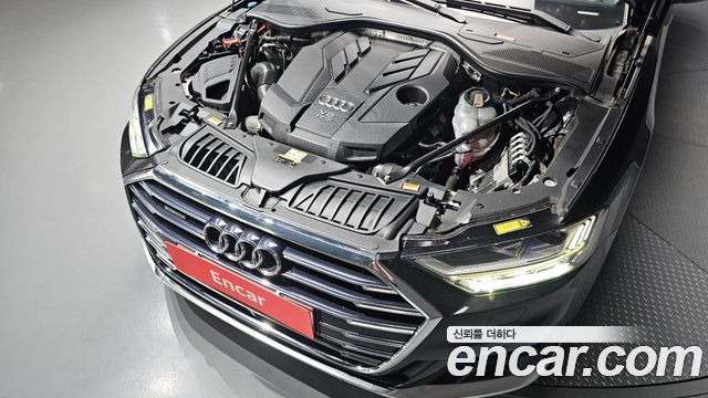 Audi A8 (D5) 55 TFSI Quattro LWB 2021 — фото 6