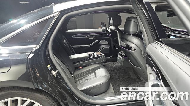 Audi A8 (D5) 55 TFSI Quattro LWB 2021 — фото 11