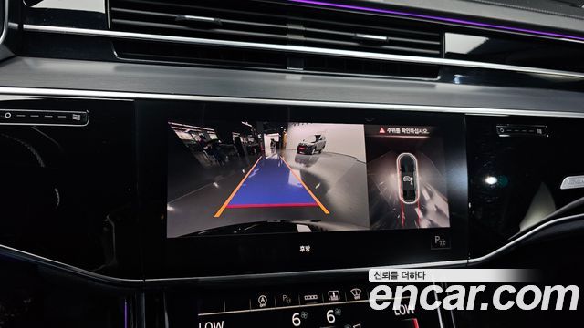 Audi A8 (D5) 55 TFSI Quattro LWB 2021 — фото 16
