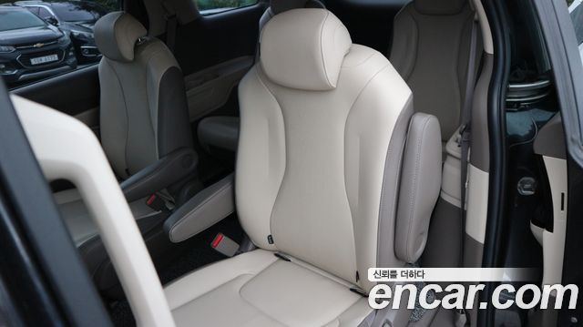 Kia Carnival (IV) Diesel 9-Seater Prestige 2021 — фото 7