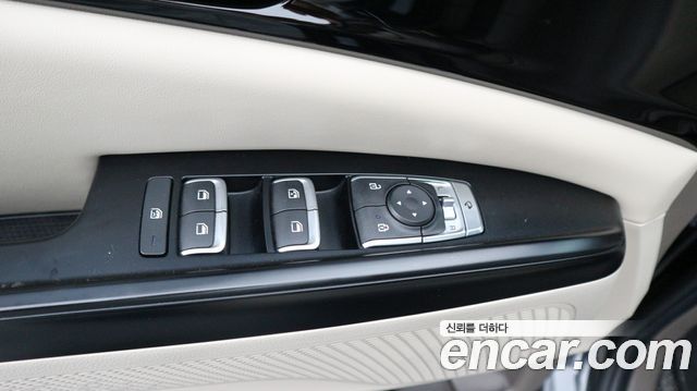 Kia Carnival (IV) Diesel 9-Seater Prestige 2021 — фото 17