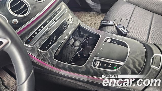 Mercedes-Benz E-Class (W213) E250 AMG Line 2023 — фото 18