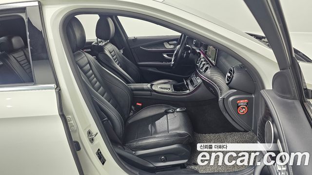 Mercedes-Benz E-Class (W213) E250 AMG Line 2023 — фото 26