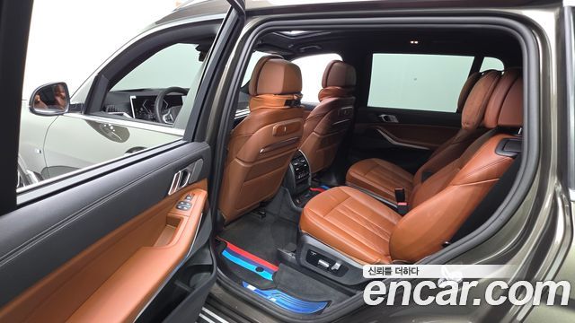 BMW X7 (G07) xDrive 40i M Sport 6STR 2026 — фото 12