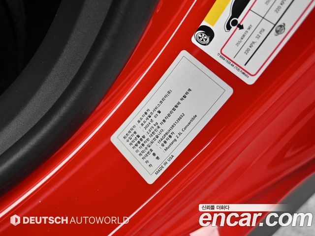 Ford Mustang (VII) 2.3 Ecoboost Premium Convertible 2024 — фото 22