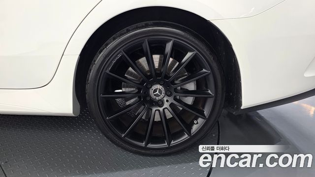 Mercedes-Benz CLS-Class (C257) CLS450 4MATIC AMG Line 2021 — фото 21