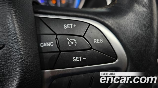 Chrysler 300C 3.6 2015 — фото 16