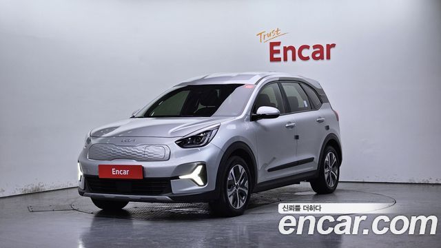Kia Niro Plus Earth 2023 — фото 1