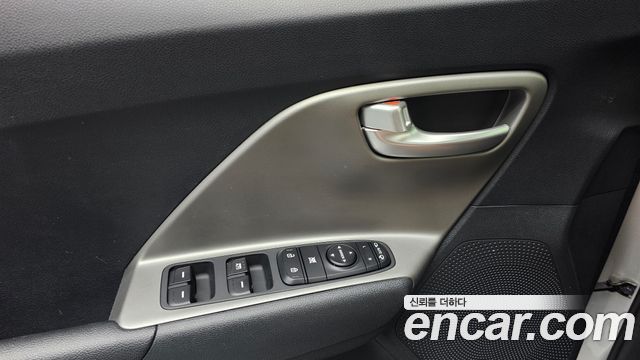 Kia Niro Plus Earth 2023 — фото 16