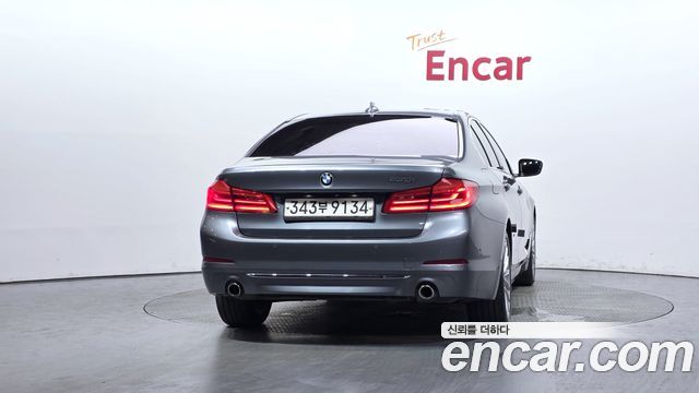 BMW 5 Series (G30) 530i Luxury Plus 2019 — фото 4