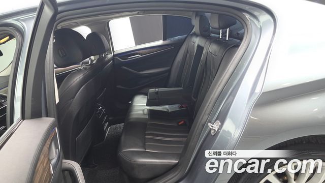 BMW 5 Series (G30) 530i Luxury Plus 2019 — фото 12