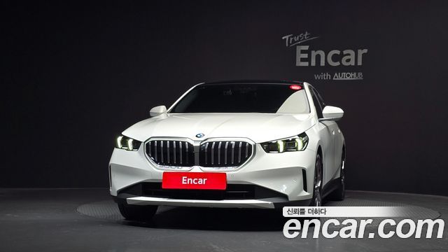 BMW 5 Series (G60) 530i xDrive 2024 — фото 3