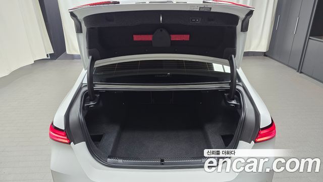 BMW 5 Series (G60) 530i xDrive 2024 — фото 31