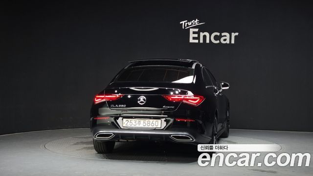 Mercedes-Benz CLA-Class (C118) CLA250 4MATIC 2023 — фото 4