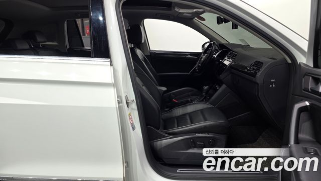 Volkswagen Tiguan (II) 2.0 TDI 4Motion Prestige 2018 — фото 10