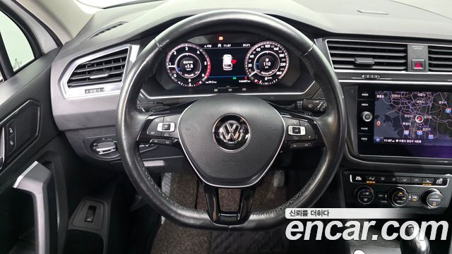 Volkswagen Tiguan (II) 2.0 TDI 4Motion Prestige 2018 — фото 13