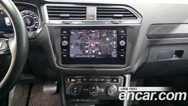 Volkswagen Tiguan (II) 2.0 TDI 4Motion Prestige 2018 — фото 15