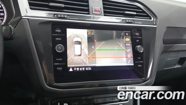 Volkswagen Tiguan (II) 2.0 TDI 4Motion Prestige 2018 — фото 16