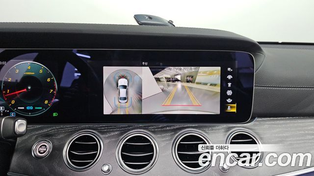 Mercedes-Benz E-Class (W213) E350 4MATIC AMG Line 2022 — фото 15