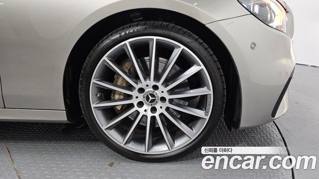 Mercedes-Benz E-Class (W213) E350 4MATIC AMG Line 2022 — фото 21