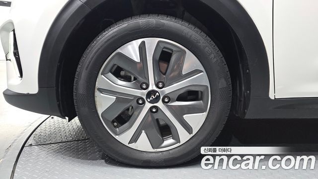 Kia Niro Plus Light (Taxi Trim) 2024 — фото 5