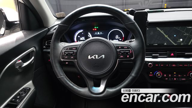 Kia Niro Plus Light (Taxi Trim) 2024 — фото 13