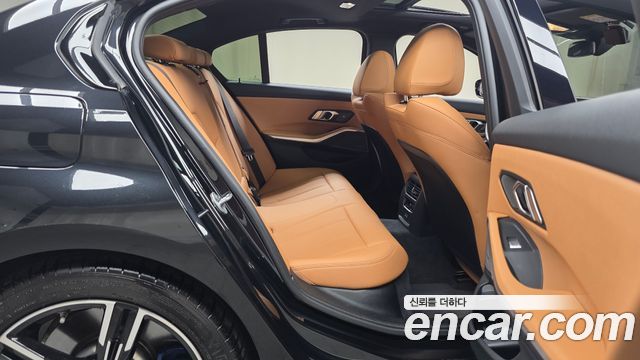 BMW 3 Series (G20) 320i M Sport 2024 — фото 15