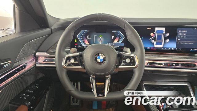 BMW 7 Series (G70) 740d xDrive M Sport 2024 — фото 12