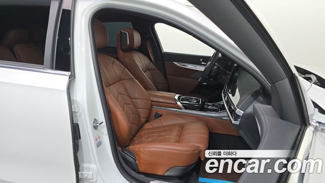 BMW 7 Series (G70) 740d xDrive M Sport 2024 — фото 26
