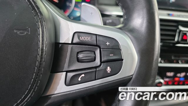 BMW 5 Series (G30) M550d xDrive 2018 — фото 18