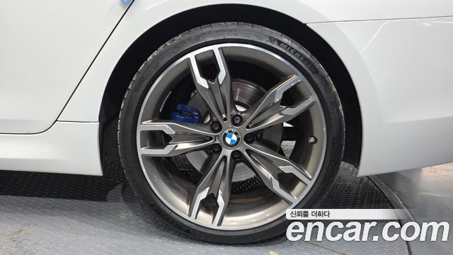 BMW 5 Series (G30) M550d xDrive 2018 — фото 21