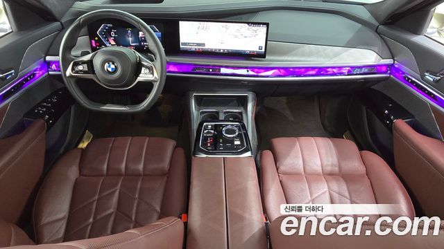 BMW 7 Series (G70) 740i sDrive Design Pure Excellence 2023 — фото 7
