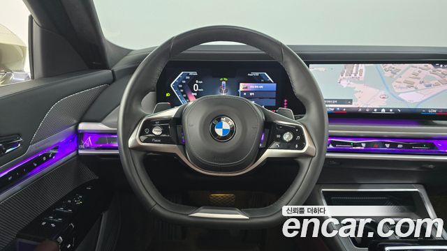 BMW 7 Series (G70) 740i sDrive Design Pure Excellence 2023 — фото 14