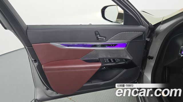 BMW 7 Series (G70) 740i sDrive Design Pure Excellence 2023 — фото 24