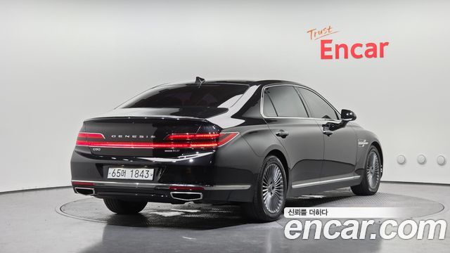 Genesis G90 3.8 AWD Luxury 2019 — фото 2