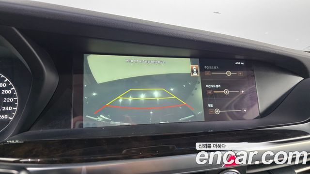Genesis G90 3.8 AWD Luxury 2019 — фото 15