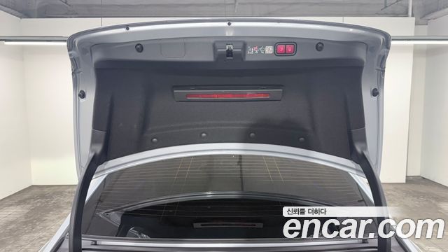 Mercedes-Benz E-Class (W214) E200 Avantgarde 2024 — фото 24