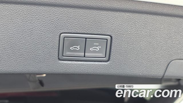 Volkswagen Touareg (III) 4.0 TDI Prestige 2021 — фото 32