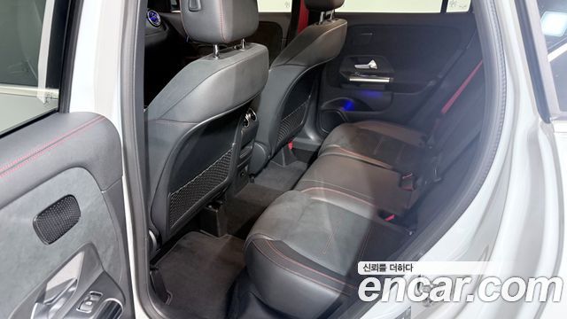 Mercedes-Benz GLA-Class (H247) GLA45 AMG 4MATIC+ 2022 — фото 10