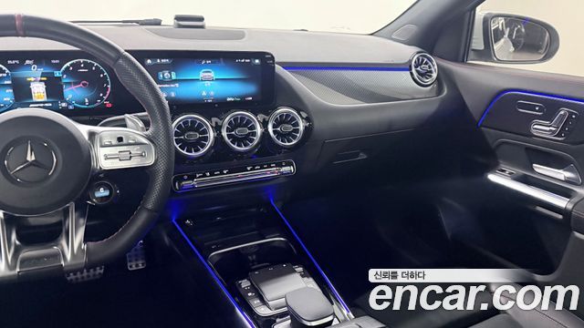 Mercedes-Benz GLA-Class (H247) GLA45 AMG 4MATIC+ 2022 — фото 17