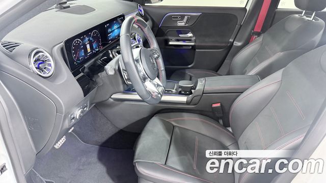 Mercedes-Benz GLA-Class (H247) GLA45 AMG 4MATIC+ 2022 — фото 18