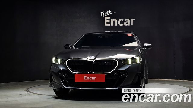 BMW 5 Series (G60) 520i Special Edition 2026 — фото 3