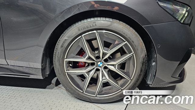 BMW 5 Series (G60) 520i Special Edition 2026 — фото 21