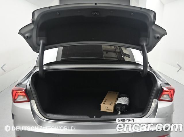 Kia K5 (III) 2.0 Prestige 2023 — фото 23